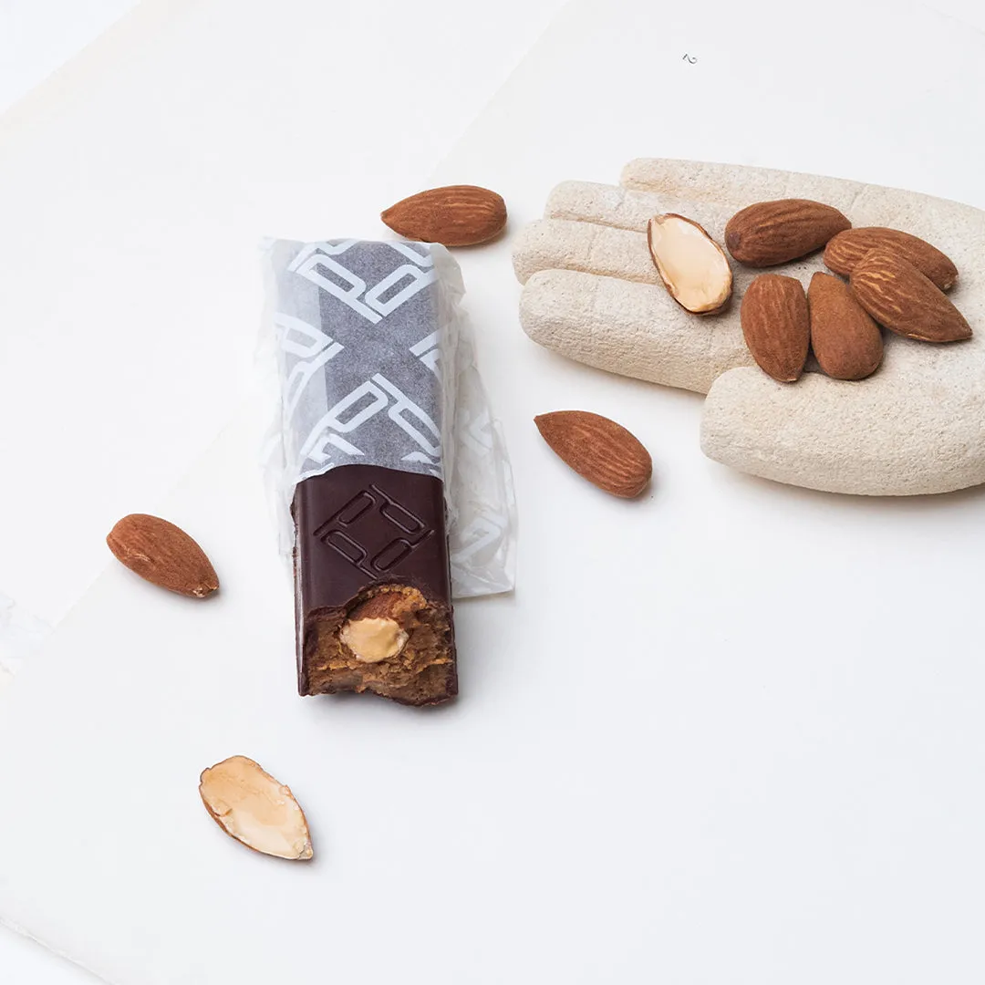 Plaq Kamili barre praliné amandes chocolat noir