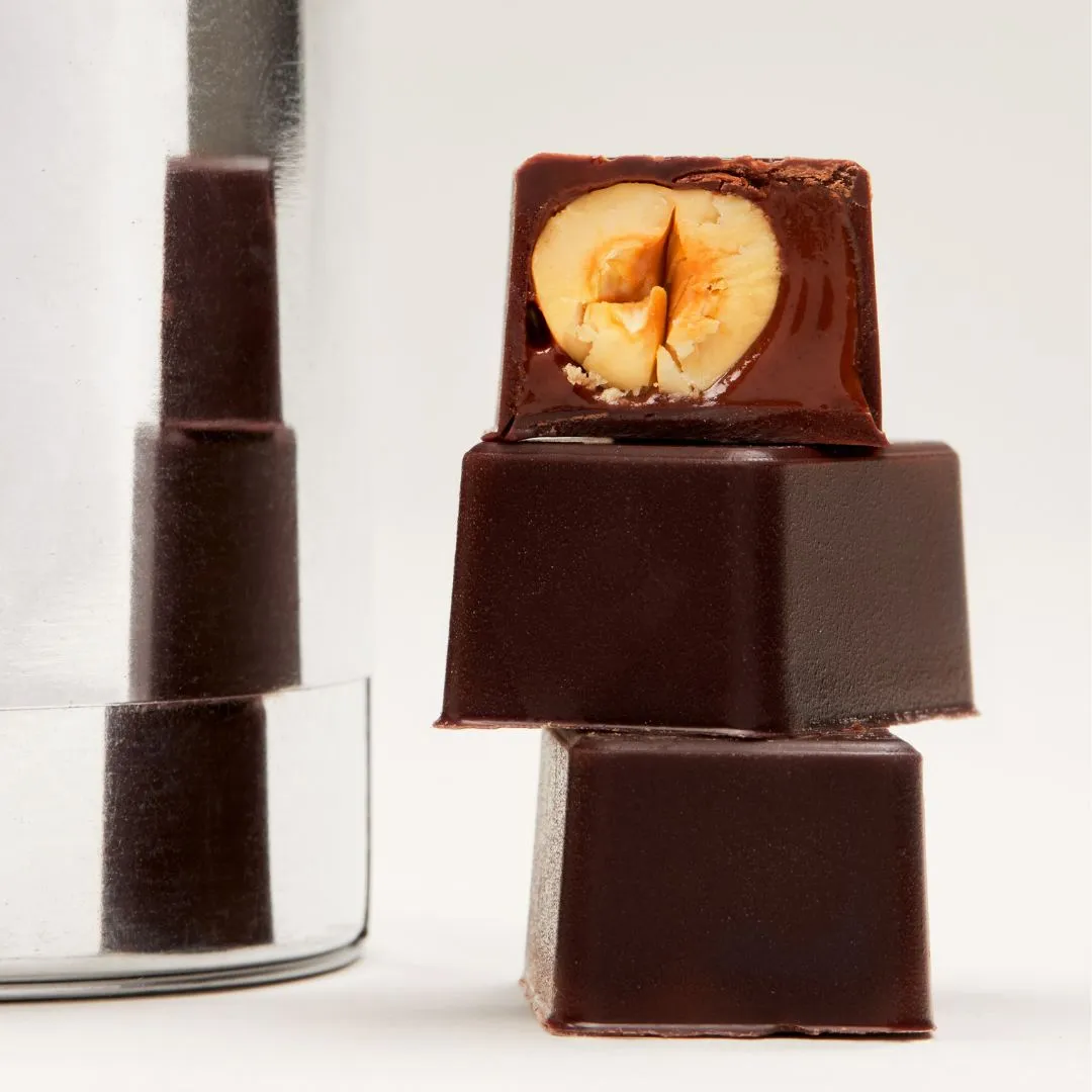 Plaq Kamili 76% bonbons craquants noisettes fondants