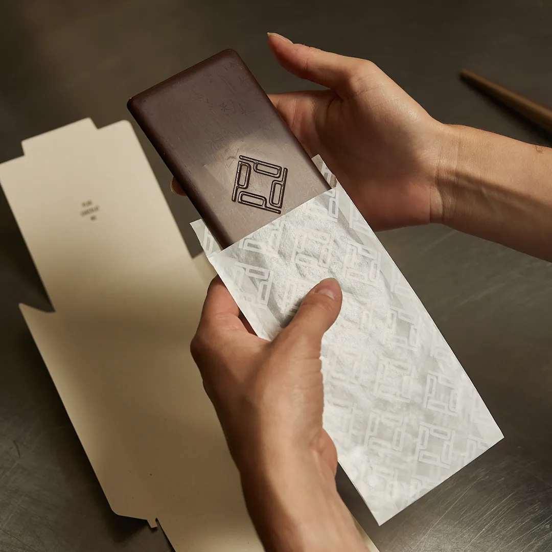PLAQ Kamili 76% tablette chocolat noir biscuit