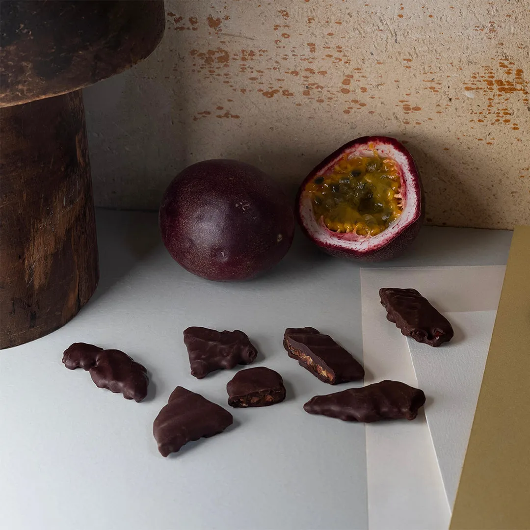 PLAQ Fragments croquants noir grué passion