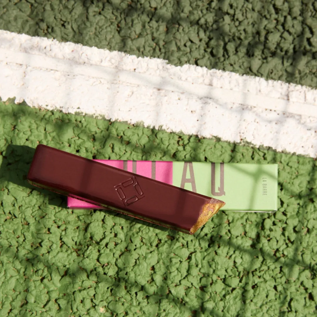 Plaq Kamili barre praliné pistaches chocolat noir