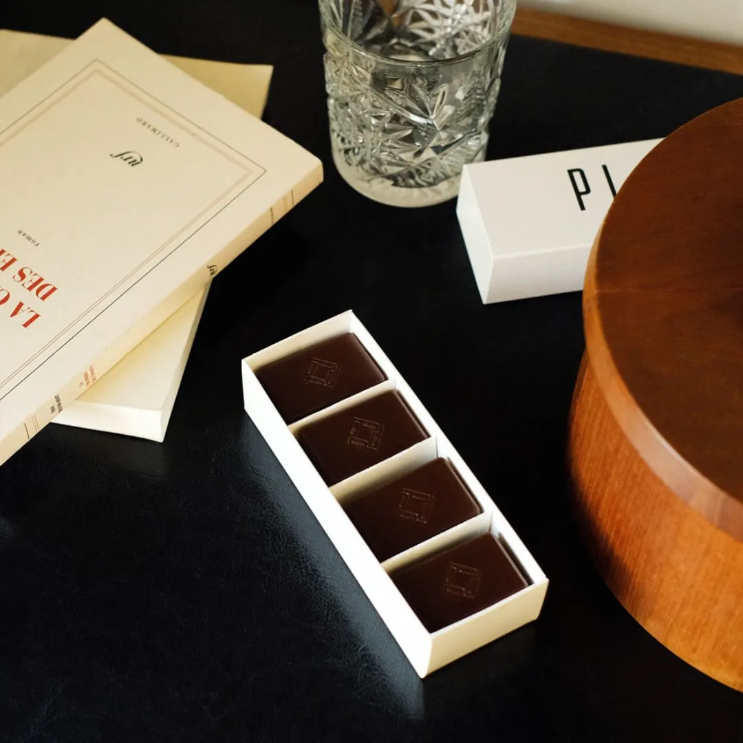 PLAQ Boîte 32 Nano Plaq chocolat très noir 84% 4 origines