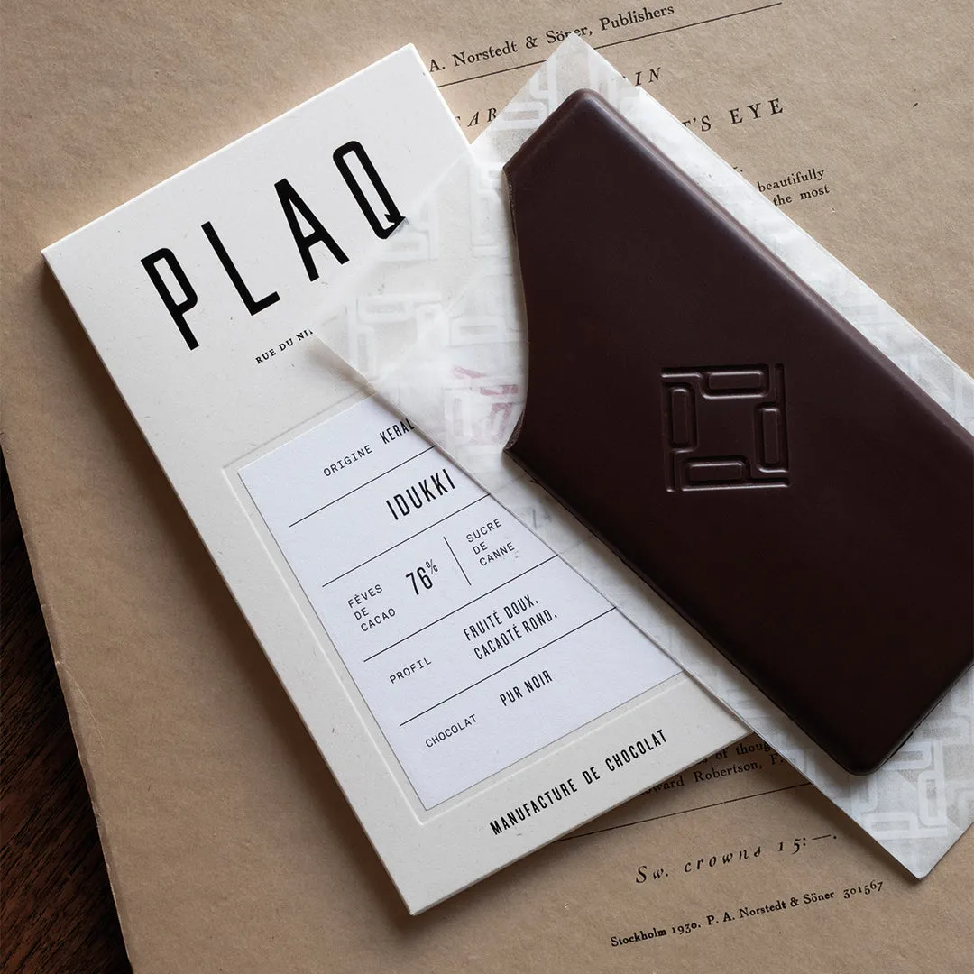 PLAQ Noir Idukki 76% tablette pain grillé épicé