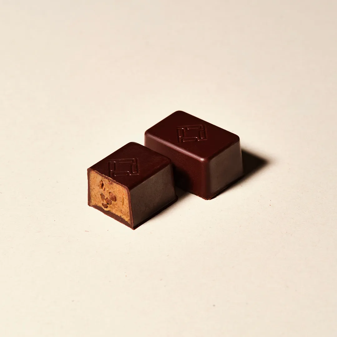 Plaq Boîte 40 Bonbons Noir Mix 4 Pralinés bonbons