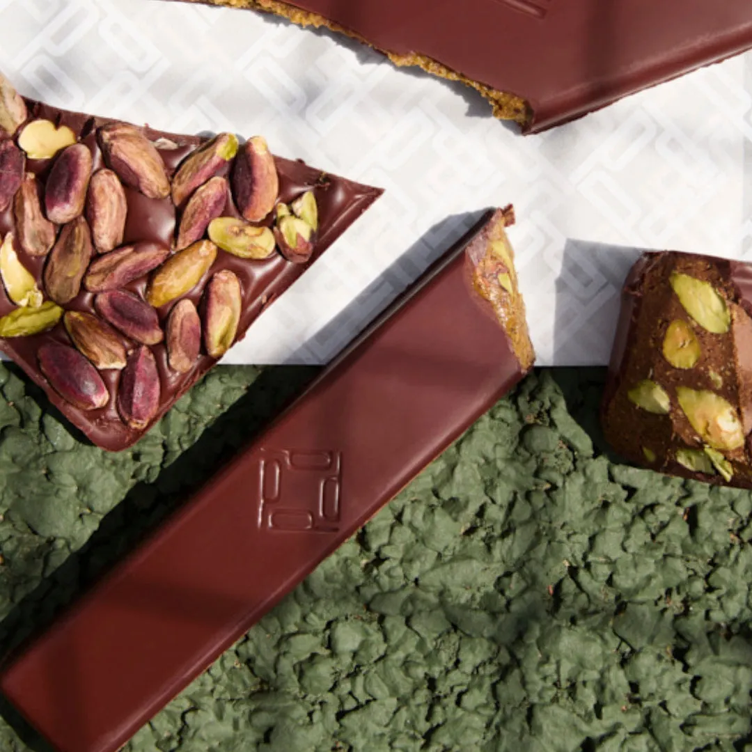 Plaq Kamili barre praliné pistaches chocolat noir