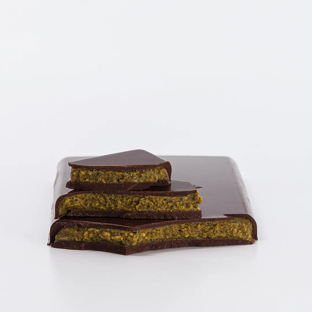 Plaq Kamili praliné pistaches tablette chocolat noir