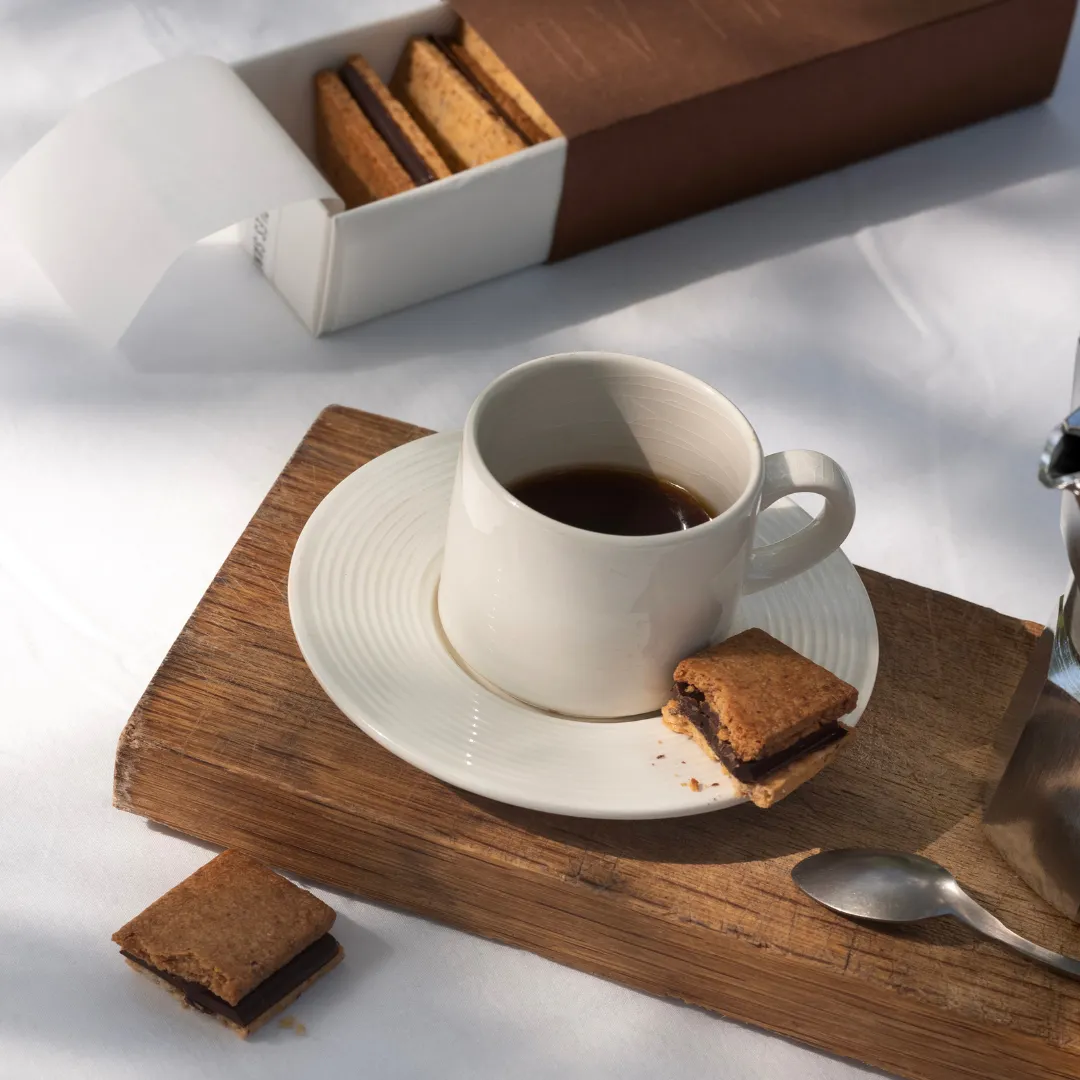 Plaq Sando sablés chocolat grande boîte amandes