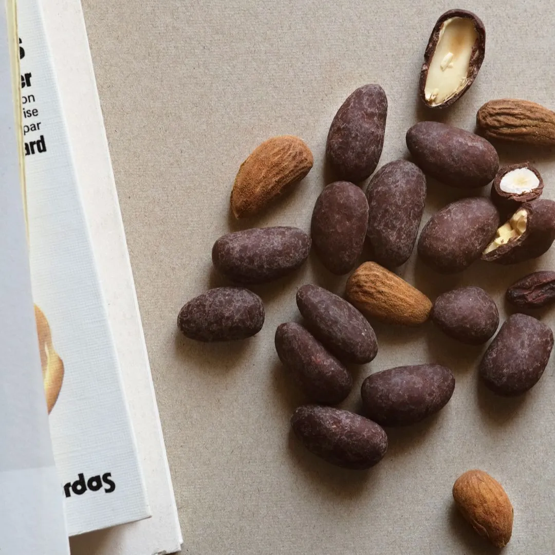 Plaq Kamili Amandes tablette chocolat noir 76%